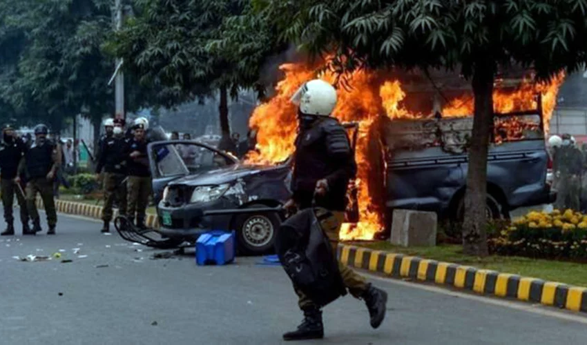 वकिल कुटिएको विरोधमा अस्पतालमा तोडफोड, तीन बिरामीको मृत्यु