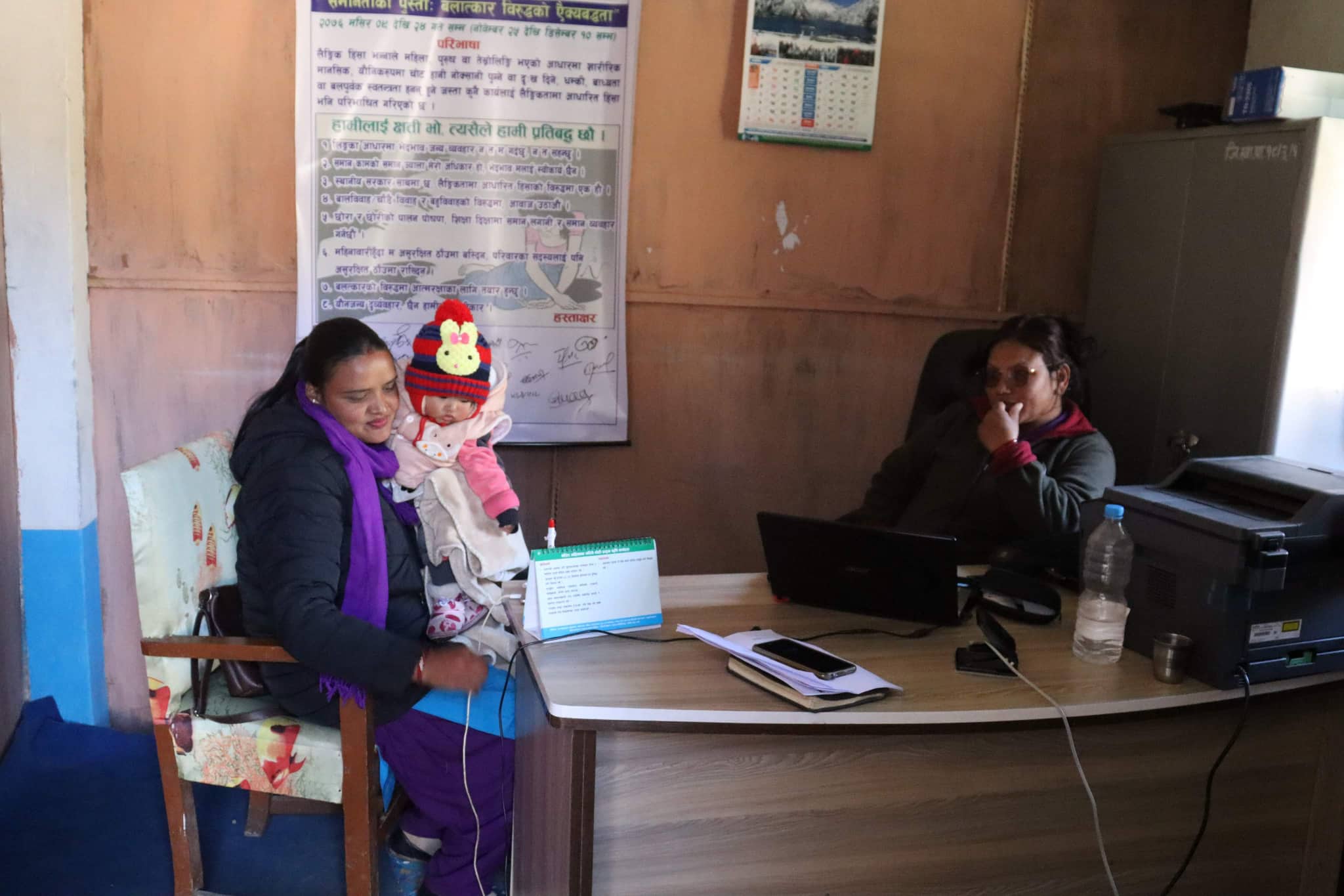 शिशु स्याहार्दै जन सेवामा समर्पित आमा