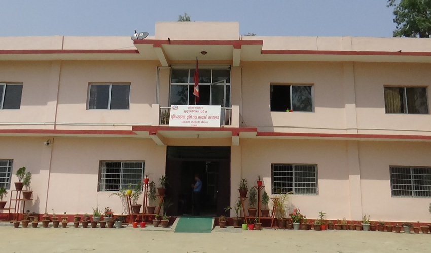 सुदूरपश्चिम सरकारले ल्याएको १० करोडको साना सिचाँईका कार्यक्रम कार्यान्वयनमा ढिलाई