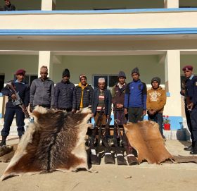 बन्यजन्तुको चोरी शिकार गर्ने हतियार सहित ७ जना प्रक्राउ