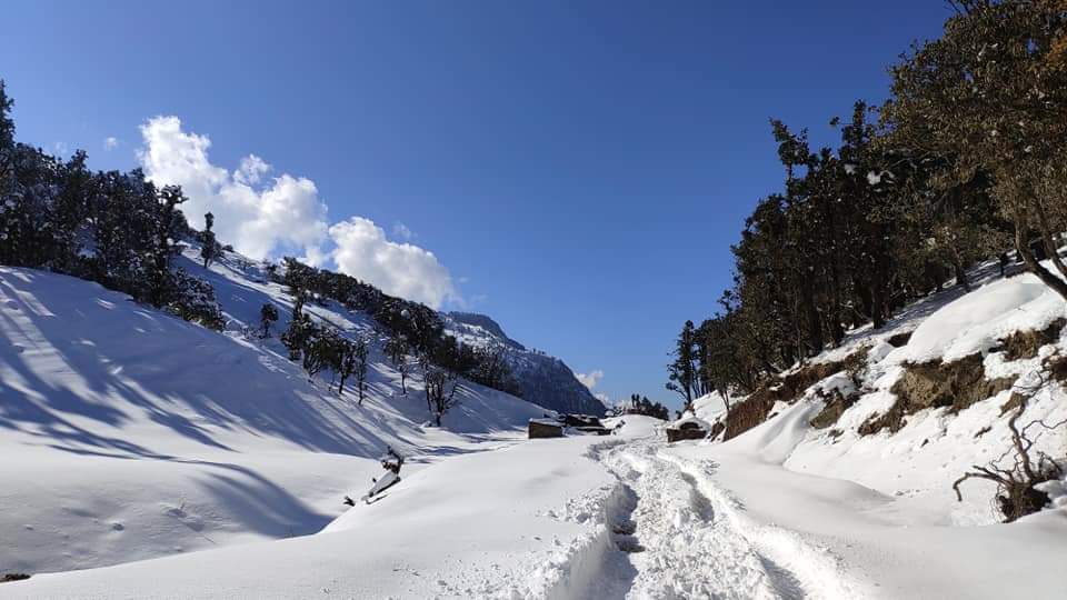 मार्तडी कोल्टी सडक अबरोध (फाेटाे फिचर)