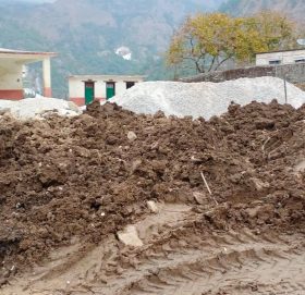 खवर अपरेशन :   ठेकेदारको कब्जामा खुलामञ्च, सरकारी निकाय मौन किन ?