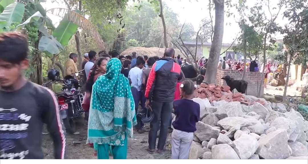 २८ वर्षीय युवकले गरे बा-आमाको हत्या, दाजु घाइते