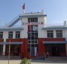 नगरपालिकामा जनप्रतिनिधि निकटका ५२ जनालाई रोजगारी
