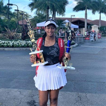 अमेरिकामा नेपालकी टेनिस खेलाडीले जितिन्  ४ वटा पदक