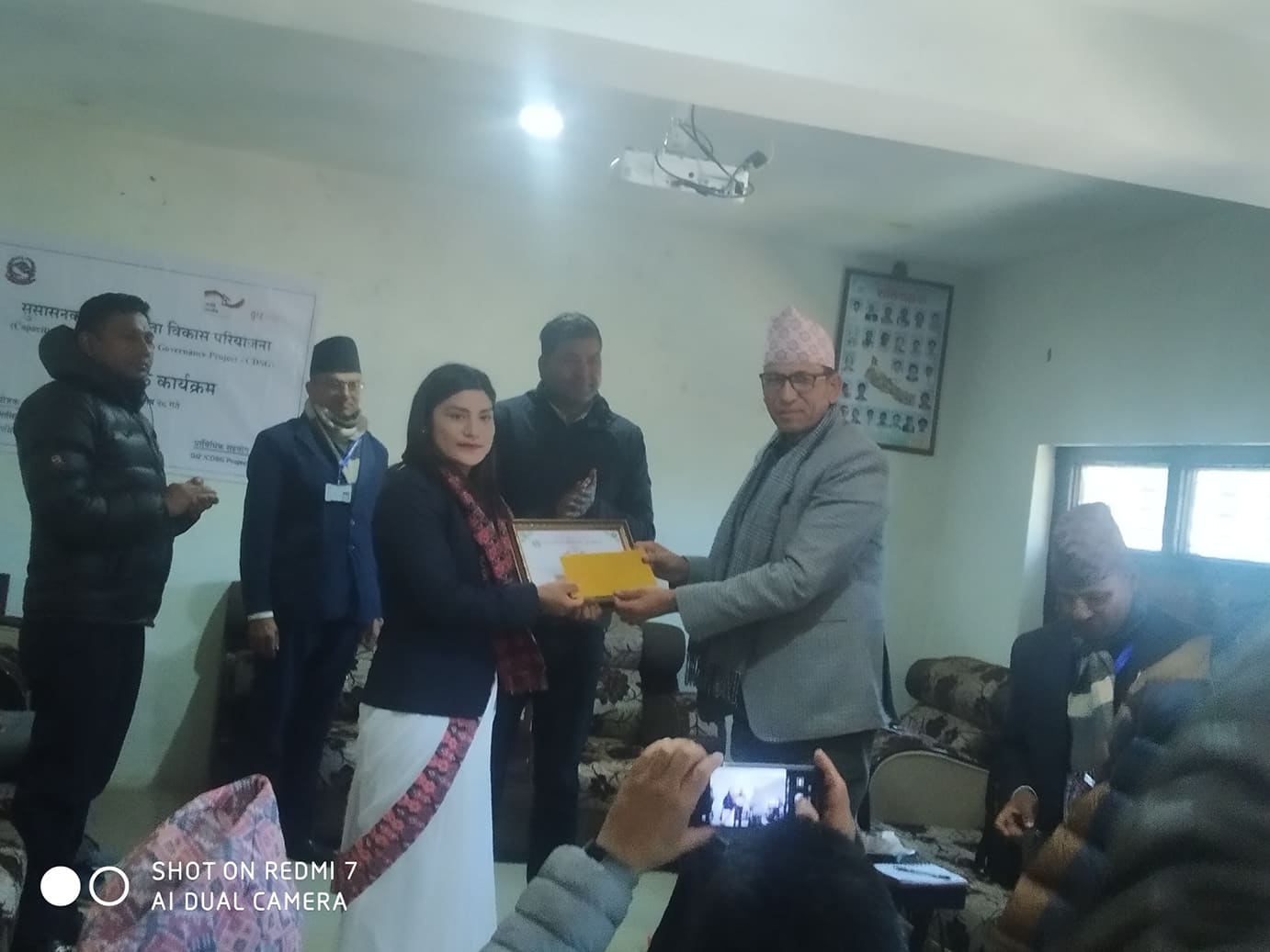 ३० हजार नगद सहित पुनमलाई सम्मान