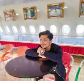 महल छोडी झुपडीमै रम्ने भए