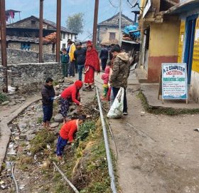 मार्तडी बजार सरसफाई अभियानमा प्रहरी र ब्यापारी