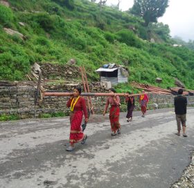 बाजुरामा पहिलो पटक राष्ट्रिय प्रसारण लाइन बाट बिजुली बल्याे