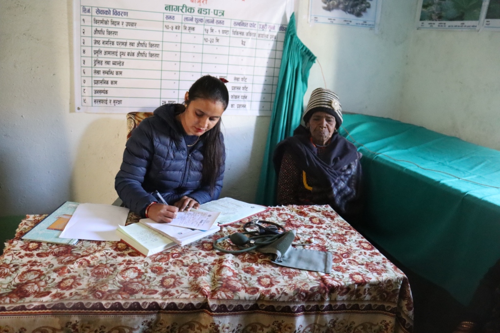 गौमुल गाउँपालिकामा आयुबेर्द आयुर्वेदिक क्लिनिक