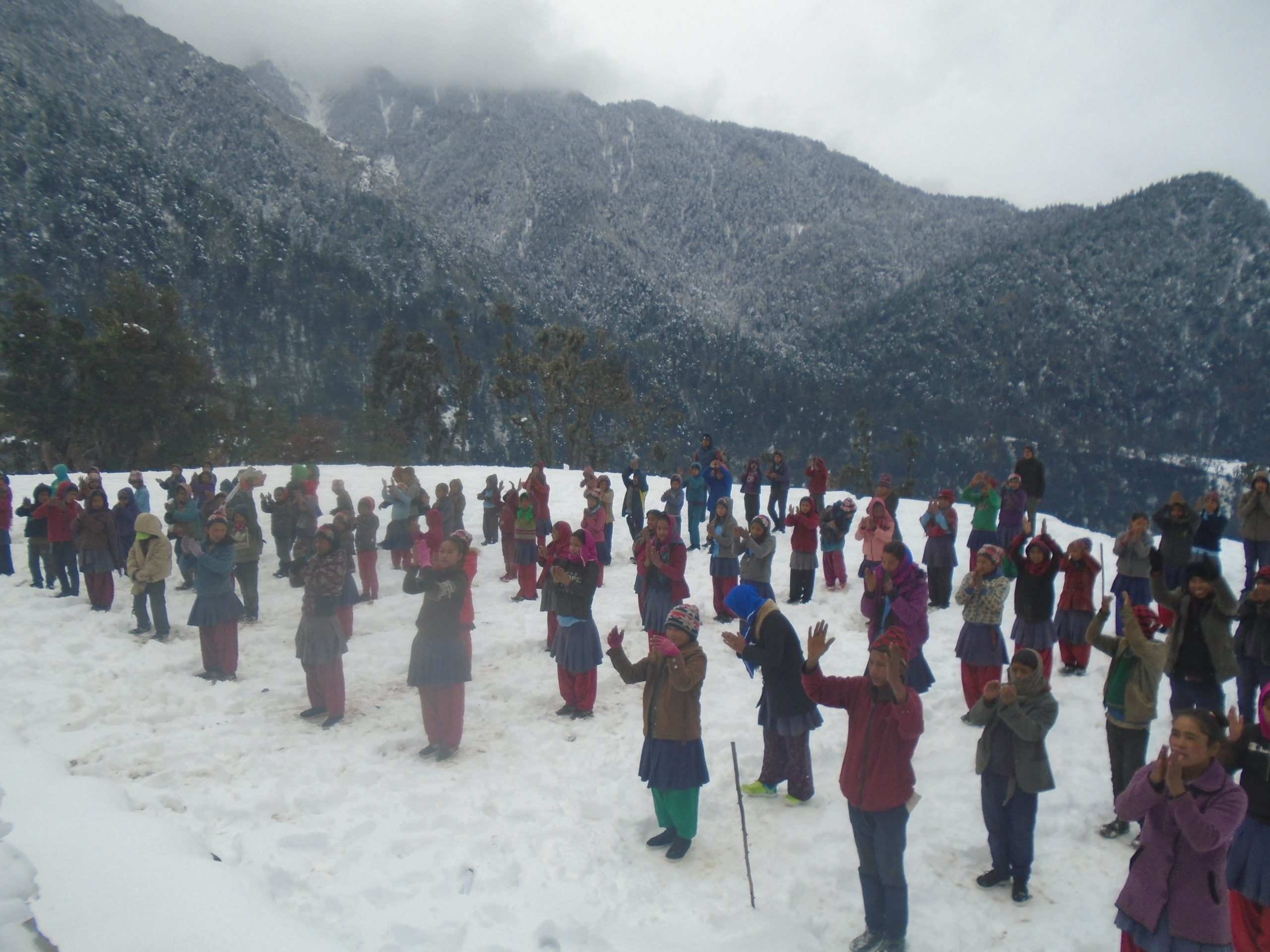 हिमपतका कारण बिद्यालयको पठनपाठन प्रभाबित