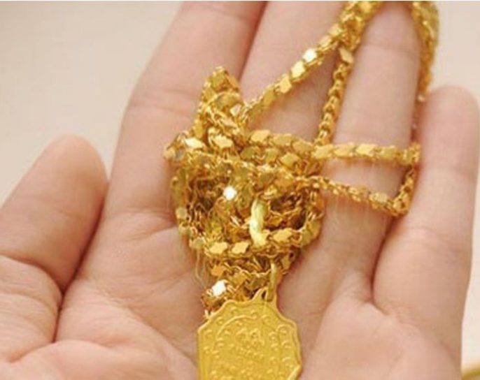 आज पनि तोलामा १३ हजार ४ सय रुपैयाँले घट्यो सुनको भाउ