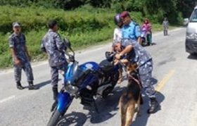 अछाममा वडाध्यक्ष हत्याको अनुसन्धान गर्न प्रहरीले कुकुर परिचालन