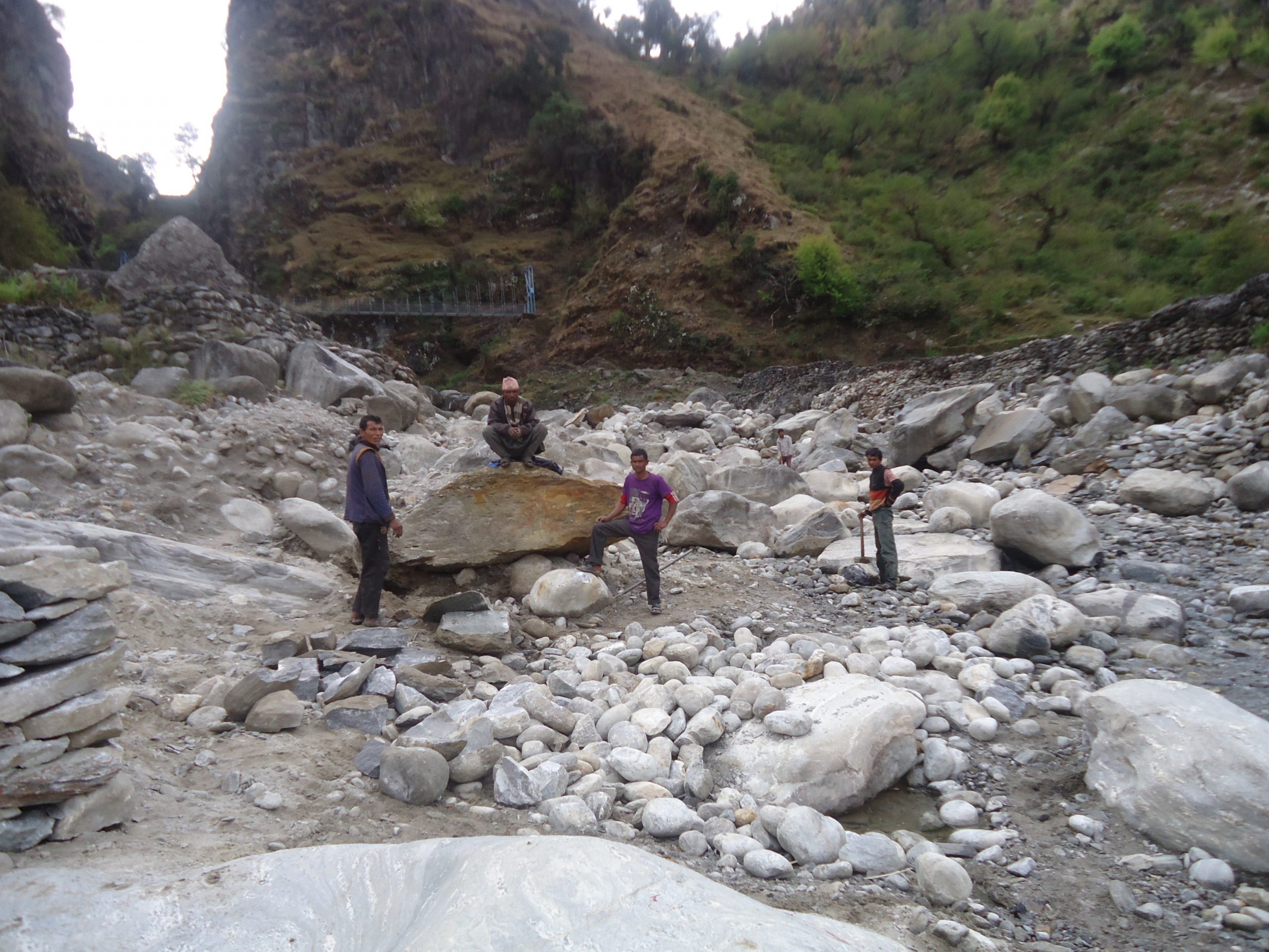 वातावरणीय मुल्याकंन अध्ययन पनि दराजमा थन्किए