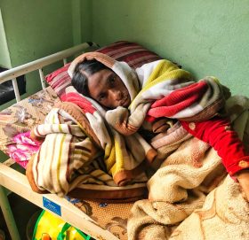 अलपत्र मैना दमाईको उपचार काठमाडौमा हुदै