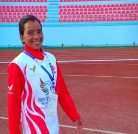 महिला हाफ म्याराथुनमा बाजुराकी राजपुरा प्रथम स्थान हाँसील गरिन्