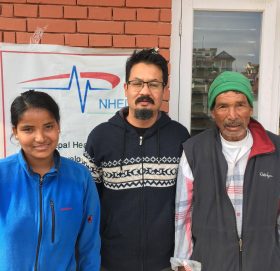 छोरी र बुवाको उपचार मात्र गरेन्न, घर लगाउने जग्गा समेत किनी दिए