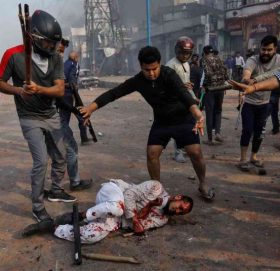 ट्रम्प आएकै दिन दिल्लीमा चारजना मारिए, मोदी सरकारको चर्को आलोचना