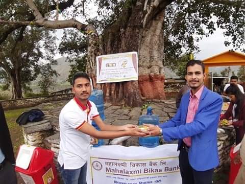 समाजिक उत्तर दायित्व अन्र्तगत फलफुल वितण