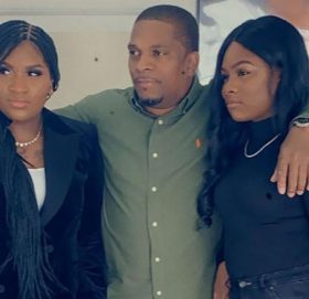 १७ वर्षदेखिका आत्मीय साथी रहँदै आएका दुई युवतीले जब आफूहरु दिदीबहिनी रहेको थाहा पाए