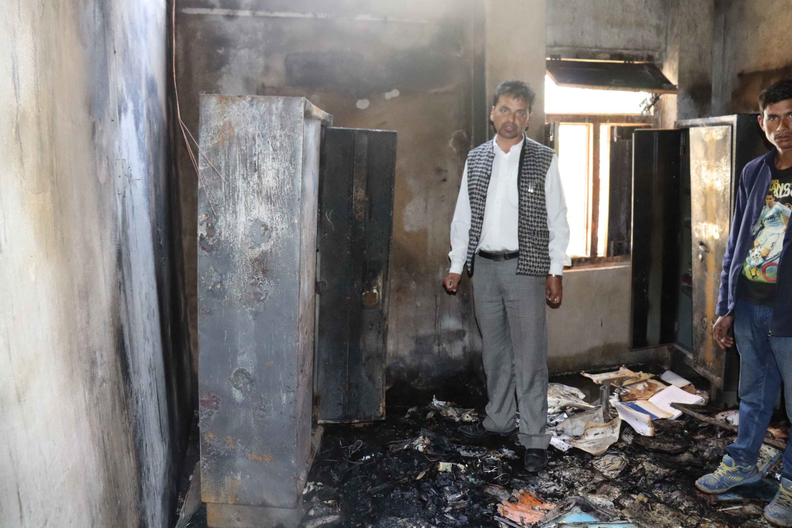 बुढिगंगा नगरपालिकाको कार्यालयमा आगलागी सम्बन्धी यस्तो आयो बिज्ञप्ती