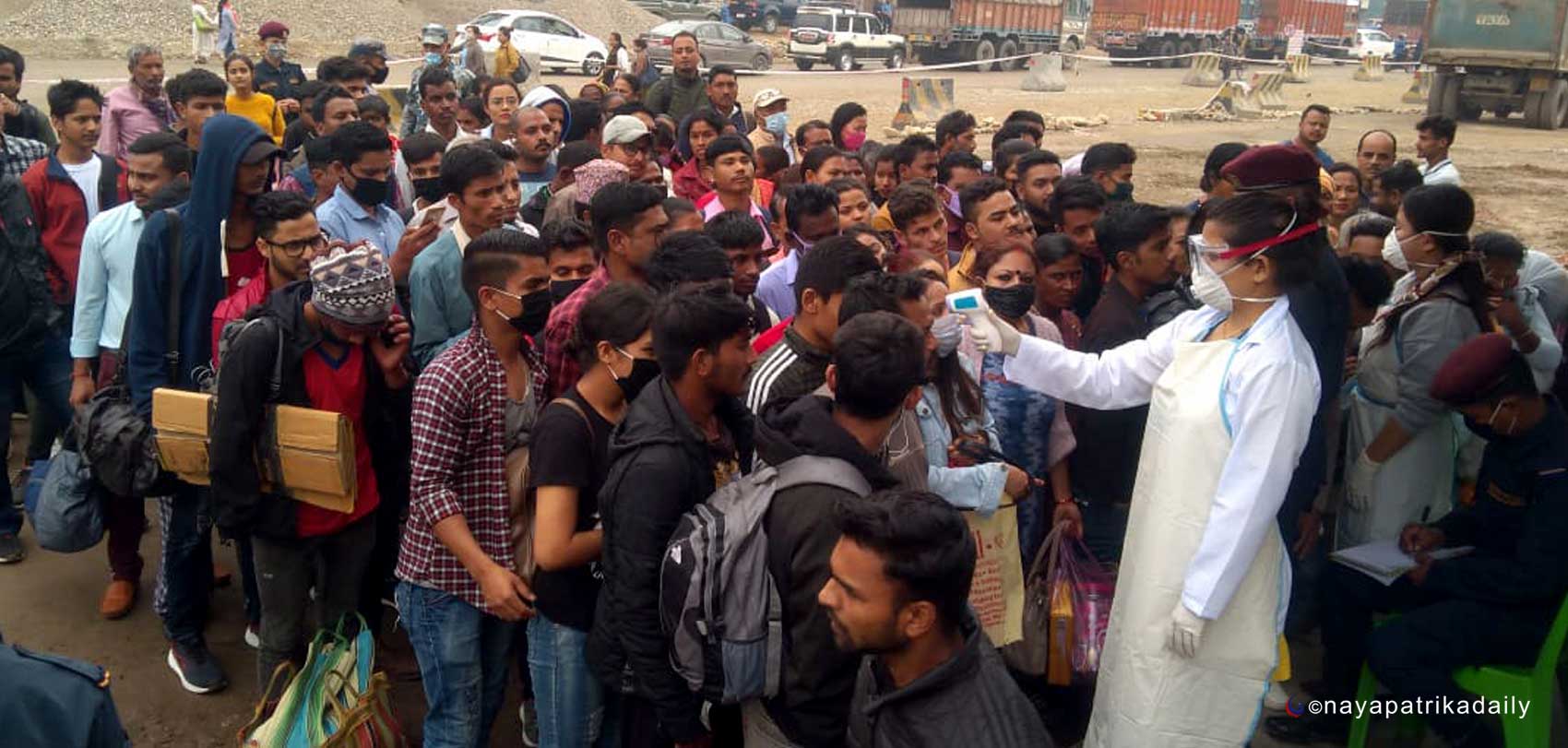 कोरोनाको उपचारमा खटिने स्वास्थ्यकर्मीलाई ७५% सम्म भत्ता