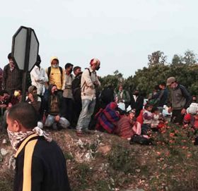 भारतमा अलपत्र नेपाली भन्छन्- सरकारले बस पठाइदिए गाउँ फर्केर दुई हप्ता आइसोलेसनमा बस्थ्यौँ