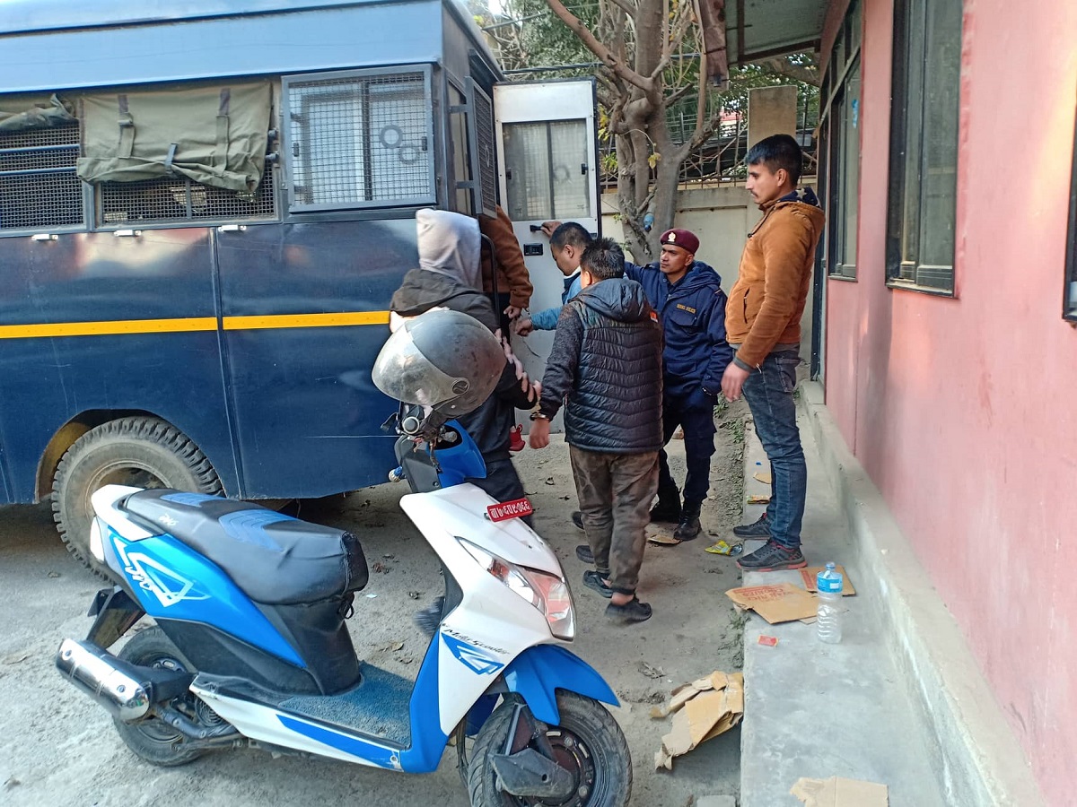 गोरखाबाट ८ जना चिनियाँ नागरिक पक्राउ
