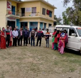 कञ्चनपुरमा कोरोना लागेको भन्दै छोरीको घरबाट आमा र दाजुभाउजु लखेटिएपछि …..