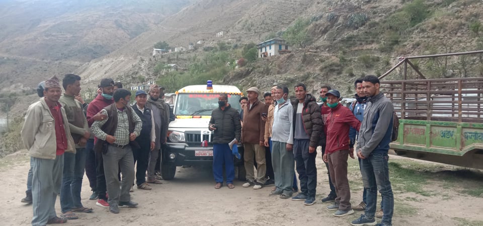 स्वामीकार्तिक गाँउपालिकाले सुरु गर्यो एम्बुलेन्स सेवा