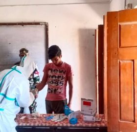 बाजुरामा काेराेना परिक्षणका लागि र्‍यापिड डायनोष्टि टेष्ट शुरु