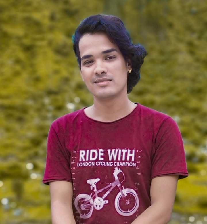 देउडा गितलाई बजार जमाउदै अछामका कलाकार भिम बिष्ट (अछामी रेखा)