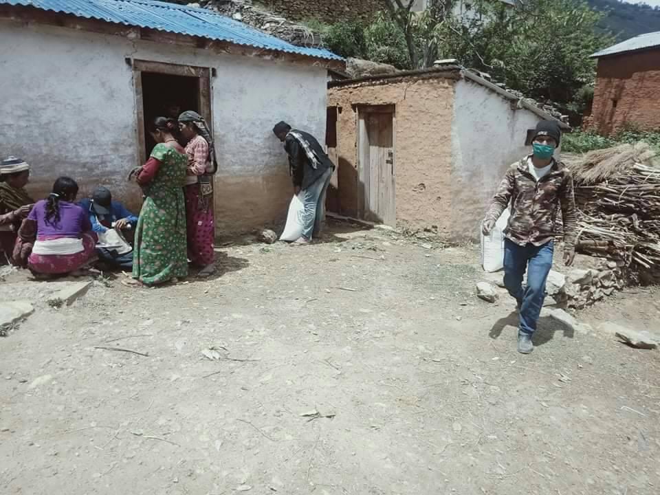 जगन्नाथ गाँउपालिकामा ढुवानी अनुदानमा गाँउमै खाद्यन्न