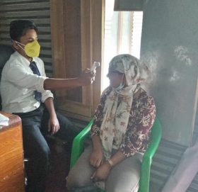 गाैमुल गाउँपालिकाले ल्यायाे पिपिइ सेट