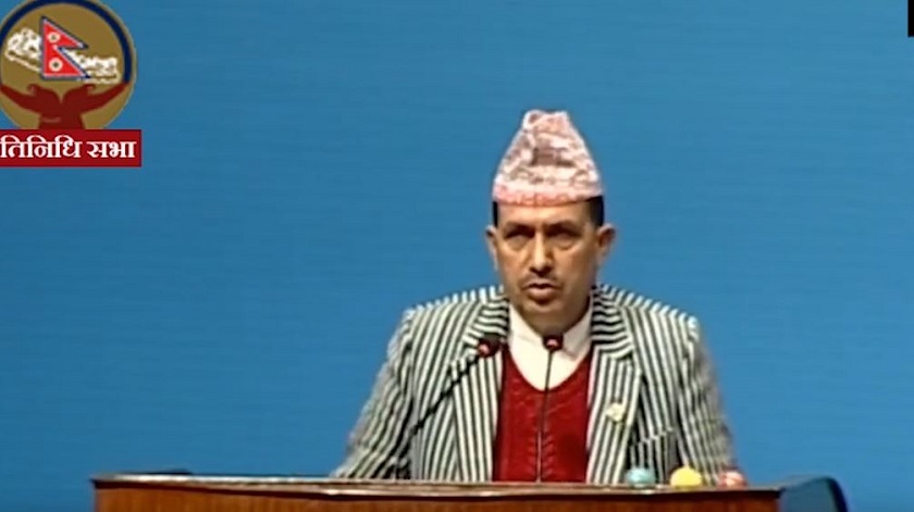 स्वास्थ्यमन्त्रीको बोली एउटा, वास्तविकता अर्कै