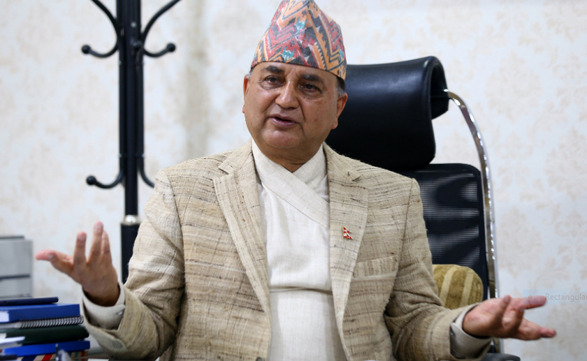 जिम्मेवार मन्त्री गैरजिम्मेवार बनेपछि, यसरी चुहाइयो गाडी चल्न दिने सूचना