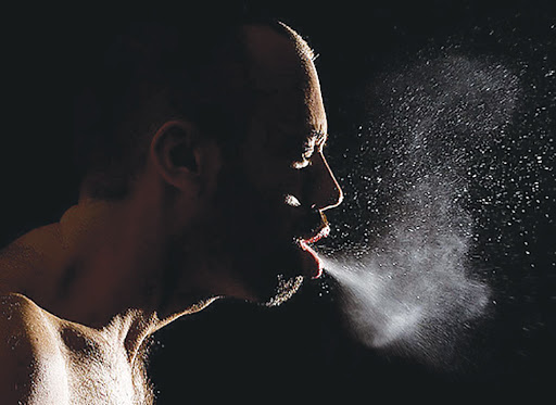 अहिले अपनाइएको ६ फिटको ‘सामाजिक दूरी’ कत्तिको सुरक्षित छ ?