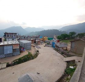 मार्तडीमा रहेको क्वारेनटाइन उच्च जोखिममा, सिधै जनसम्पर्कमा