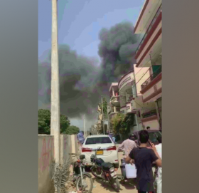 पाकिस्तानमा ९० यात्रु बोकेको विमान दुर्घटना