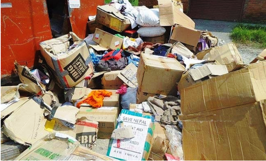 कैलालीमा गुणस्तरहीन राहत आपूर्ति गर्ने व्यापारीलाई जरिबाना