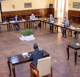 नेकपा सचिवालय बैठक जारी– परराष्ट्र, अर्थमन्त्रीसहित नेता रावल पनि उपस्थित