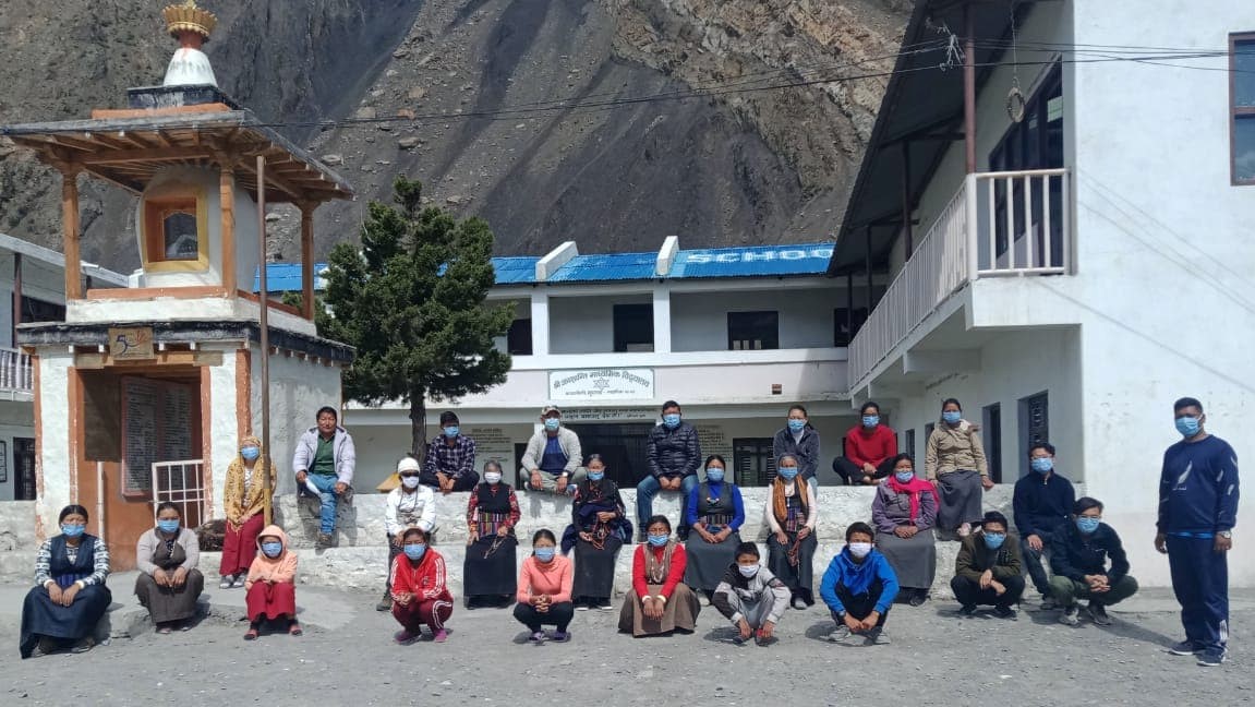 गाउँपालिकाका अध्यक्षसहित ३ सय जना क्वारेन्टाइनमा