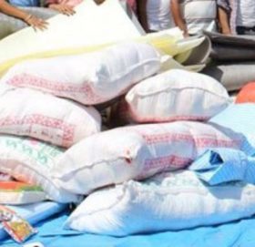 राहतको विषयमा नेकपा र कांग्रेस कार्यकर्ताबीच कुटाकुट