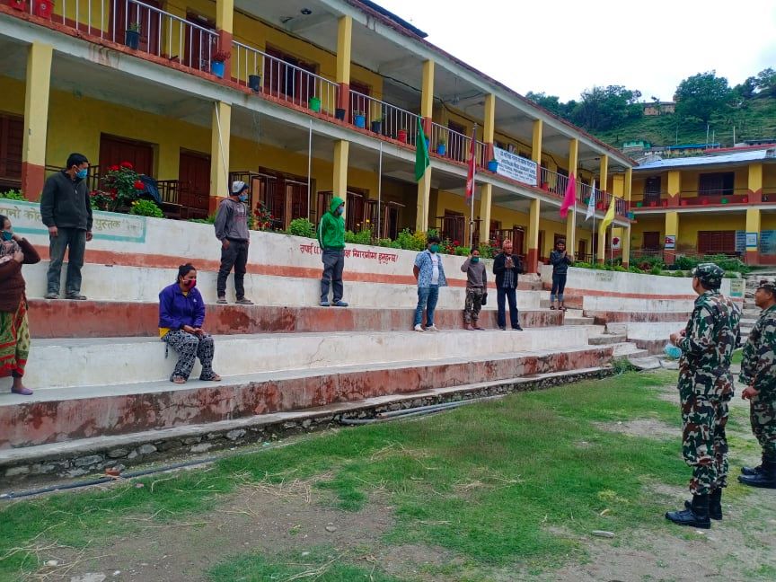 बाजुरामा ३ सय ३८ जना क्वारेनटाइनमा, चेकजाँच बिनानै घर पठाइदै