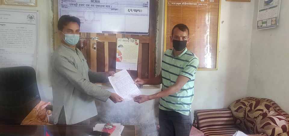 नगर प्रमुख दिपक शाहलाइ ज्ञापनपत्र