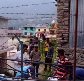 बाजुराका क्वारेन्टीनमा २२ जना गर्भवती तथा सुत्केरी महिला, सबै गरी ४५ सय बढि मान्छे क्वारेन्टीनमा