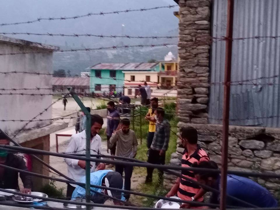 बाजुराका क्वारेन्टीनमा २२ जना गर्भवती तथा सुत्केरी महिला, सबै गरी ४५ सय बढि मान्छे क्वारेन्टीनमा