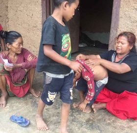 गोरखाको चेपाङ बस्तीमा दादुराको महामारी