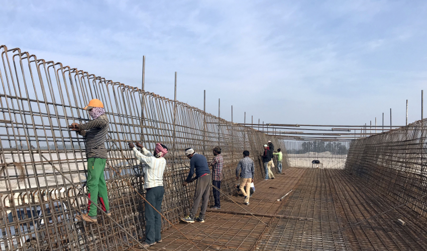 लकडाउनका कारण सुदूरका ठूला विकास योजना प्रभावित