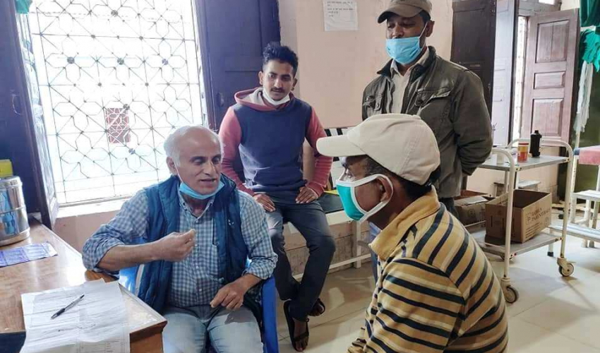 निशुल्क सेवा दिन बैतडी लागे डाक्टर केसी